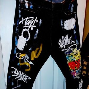 Various men’s jeans like new